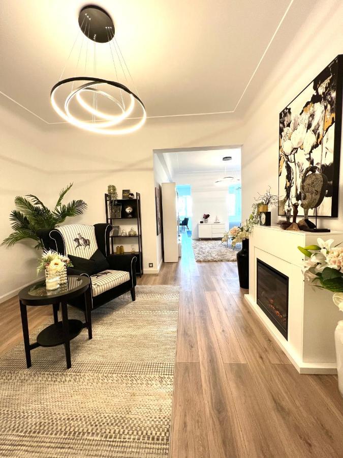 Sky View - Luxury - Sanador Victoriei Apartment Bucharest