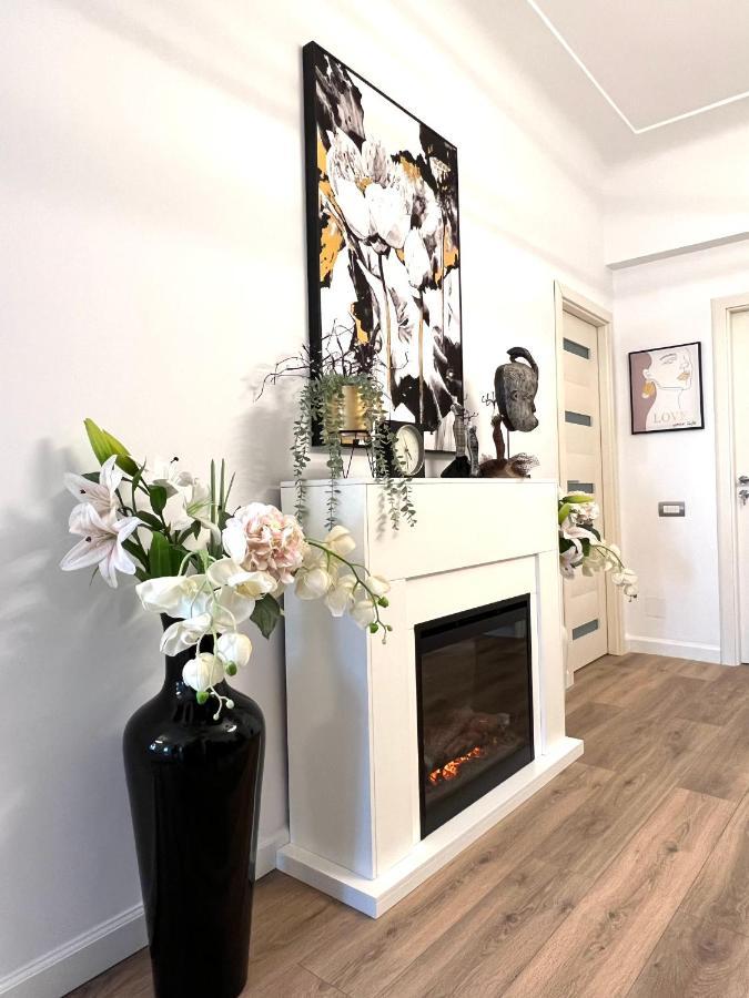 Sky View - Luxury - Sanador Victoriei Apartment
